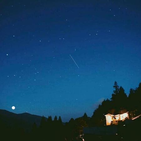 Guesthouse Boro-Ya Otoyocho Bagian luar foto