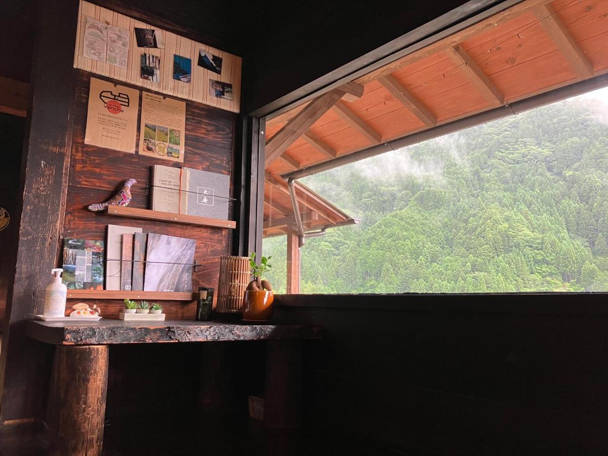 Guesthouse Boro-Ya Otoyocho Bagian luar foto