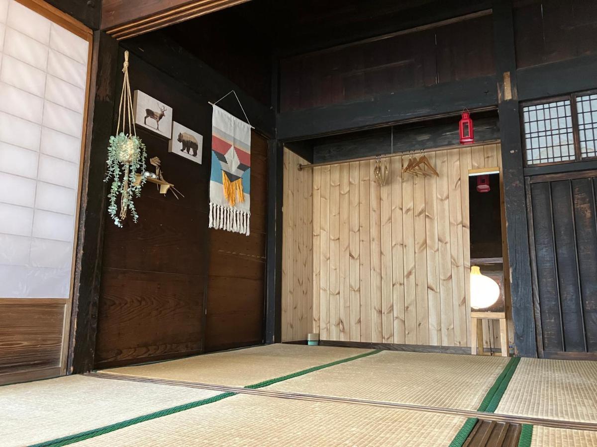 Guesthouse Boro-Ya Otoyocho Bagian luar foto