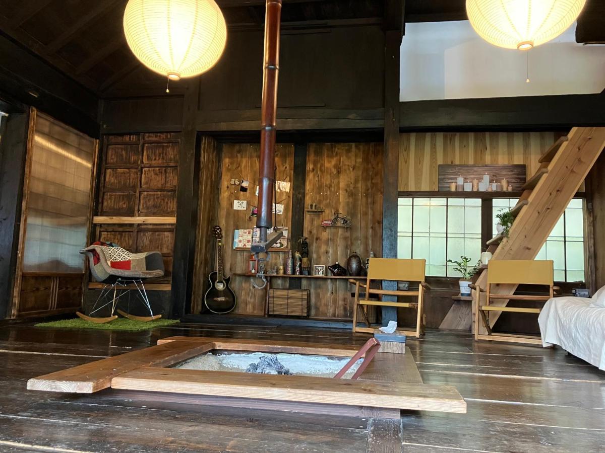 Guesthouse Boro-Ya Otoyocho Bagian luar foto