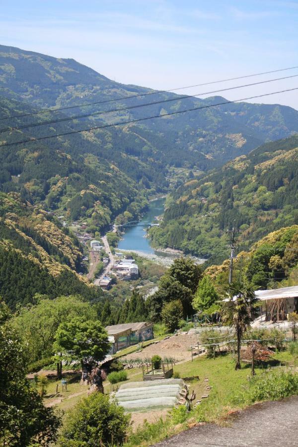 Guesthouse Boro-Ya Otoyocho Bagian luar foto